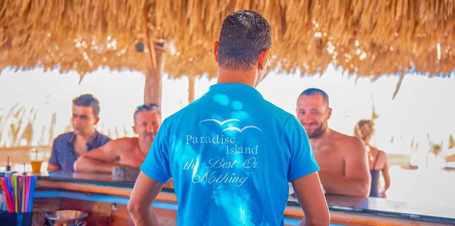 Hurghada: Giftun Islands with Snorkeling & Semi-Submarine - Price and what you actually get for $28