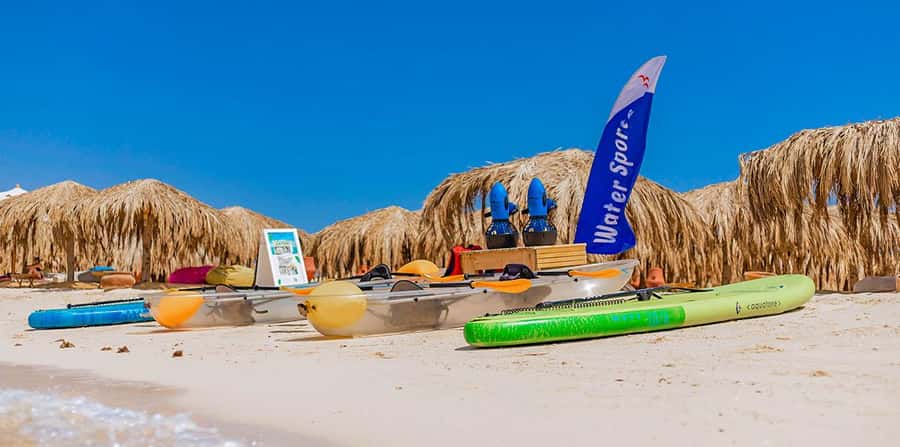 Hurghada: Paradise Island Yacht Cruise, Lunch & Snorkeling - Snorkeling time: reef visibility and how to make it work