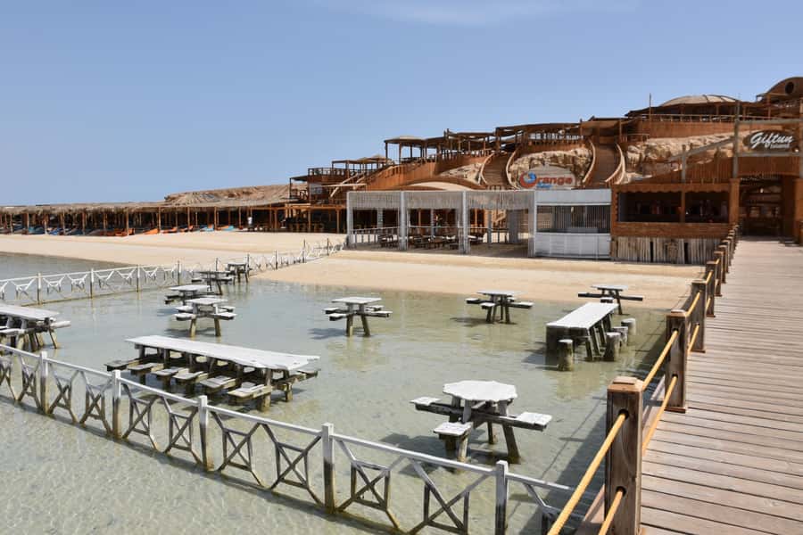 Hurghada: Snorkeling 6 x 1 to Orange Bay w Diving & Massage - Intro scuba try-out: safe coaching, short session, real payoff
