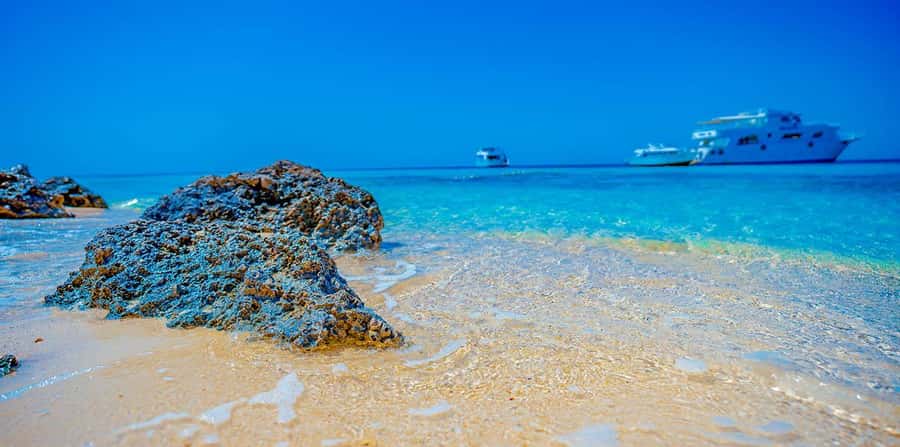 Hurghada: Sunset Hula Hula Island W/ Snorkeling & Lunch - Lunch and Soft Drinks: The Break That Makes the Whole Day Work