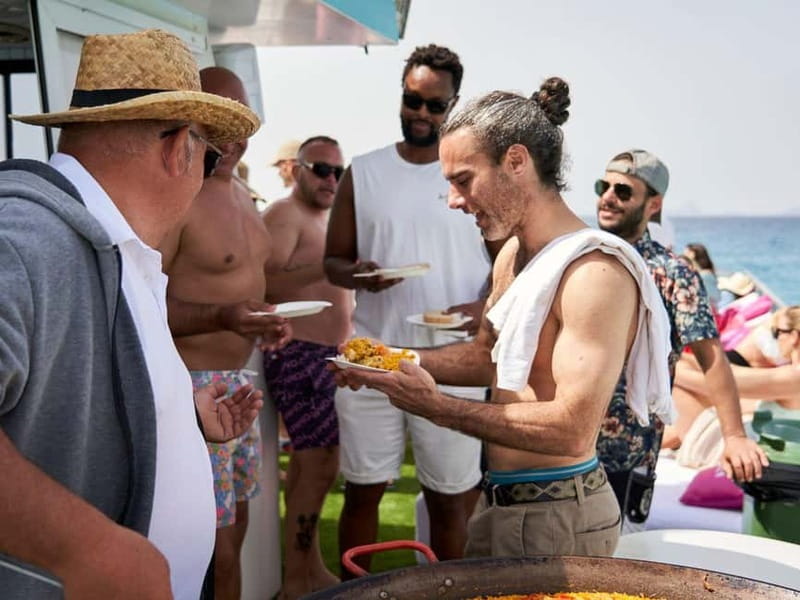 Ibiza: Formentera Full-Day Boat Tour with Lunch & Snorkeling - Comfort on the Ride: Seats, Space, and Balinese Beds