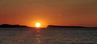 Ibiza: Snorkeling, Sunset Beach and Cave Boat Trip - Meeting at Palapa Bar in San Antonio: where to go first