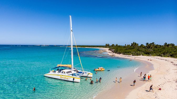 Icacos Deserted Island Catamaran, Snorkel, and Picnic Cruise - The 45-minute sail: what you’re paying for beyond the beach