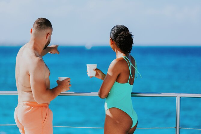 Iconic Aruba Sail and Snorkel Experience - Open bar and snacks: how this boosts the value of a $65 tour