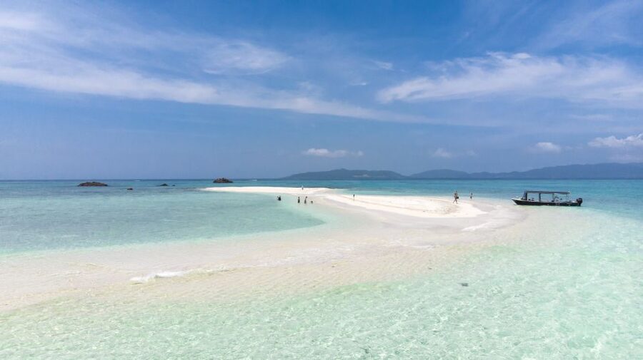 Ishigaki Island: Boat Snorkeling Tour at Phantom Island - Hamahiga time: photos, photos, and more photos