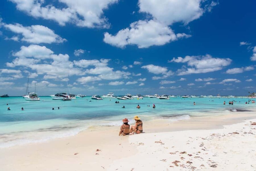 Isla Mujeres: Catamaran Ride with Open Bar, Snorkeling, and Lunch - Why This Isla Mujeres Catamaran Tour Fits So Many Days