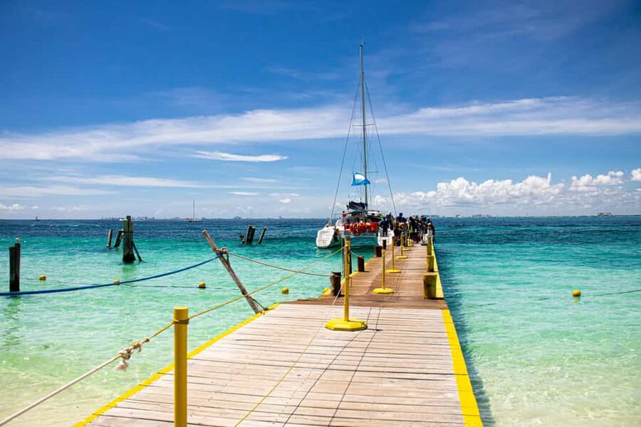 Isla Mujeres: Catamaran Ride with Open Bar, Snorkeling, and Lunch - The Reef Snorkel Stop: What to Expect From the 30 Minutes
