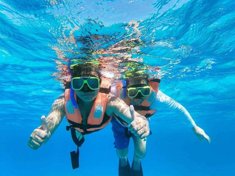 Isla Mujeres: Catamaran with Open Bar, Snorkeling and Lunch - Key things I’d circle before you go