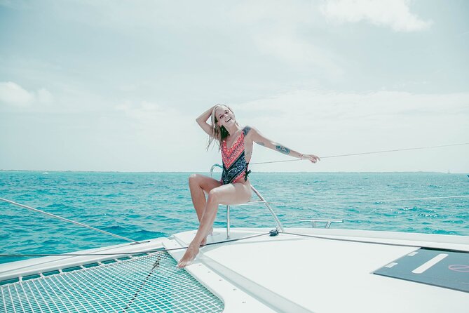 Isla Mujeres Cruise with Beach Club, Snorkel, Lunch and Open Bar - Playa Norte North Beach: Your Chance for Calm-Water Blue