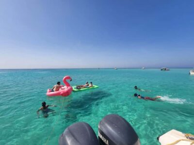 Jeddah: Bayada Leisure Boat Trip with Snorkeling - Two reef zones: where the fish action can differ