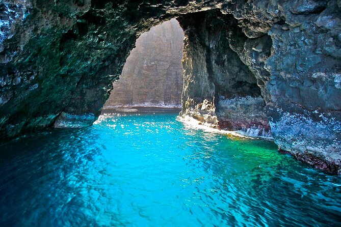 Kauai: Nā Pali Coast Zodiac Raft Expedition and Snorkeling - Timing that matters: why the 6:30–7:00 AM tours win