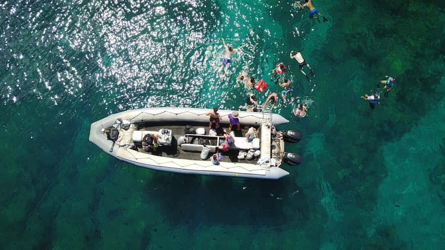 Kauai: Nā Pali Coast Zodiac Raft Sea Caves + Snorkel - Crew and Safety: USCG Experience You Can Feel