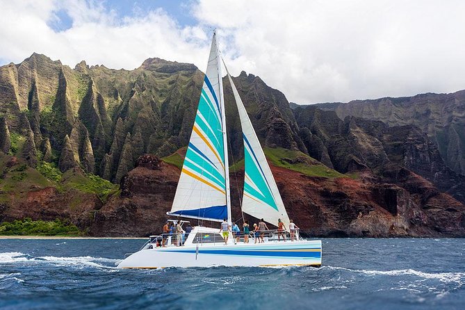 Kauai’s Na Pali Coast Snorkel and Sail Tour - Getting Onboard at Port Allen: Leila’s Setup for a Long Day
