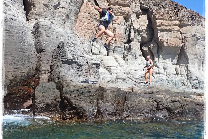 Kayak & Snorkeling Tour in Caves in Mogan - The snorkel stop and why guided spots matter