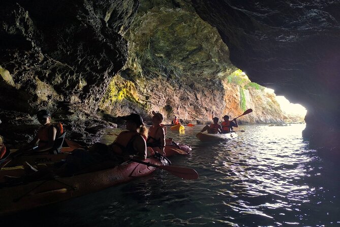 Kayak Tour with Caves, Snorkeling and Picnic (+ Cliff Jump) - Entering the caves by kayak: what your 3 hours look like