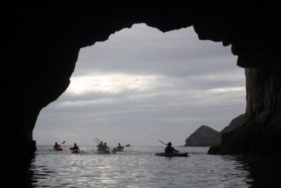 Kayak y snorkell por las mejores calas del Parque Natural Cabo de Gata - Stop 1 and the Route: Paleo Talk, Seafloor Spotting, and Curious Stops