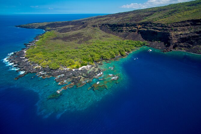 Kealakekua Bay Afternoon Snorkel: Family Fun on the Kona Coast - Back on board: 15-foot slides, snack time, and the ride home