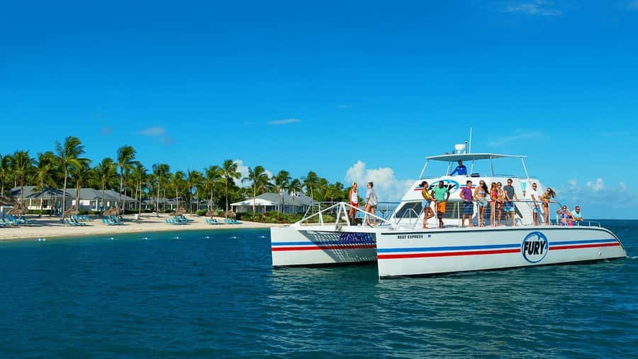 Key West Double Dip: 2-Stop Reef Snorkeling Trip - Entering the day at 631 Greene Street (and what to expect)