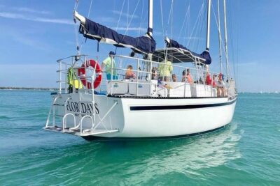 Key West Sailing & Snorkeling: A Reef Adventure - Getting on the 54’ Floridays Sailboat Without the Fuss