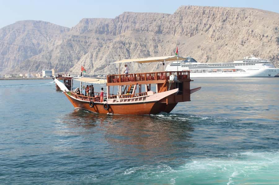 Khasab: Half-Day Dhow Cruise, Dolphin Watching, & Snorkeling - Swimming and snorkeling in Musandam: time, gear, and reality checks