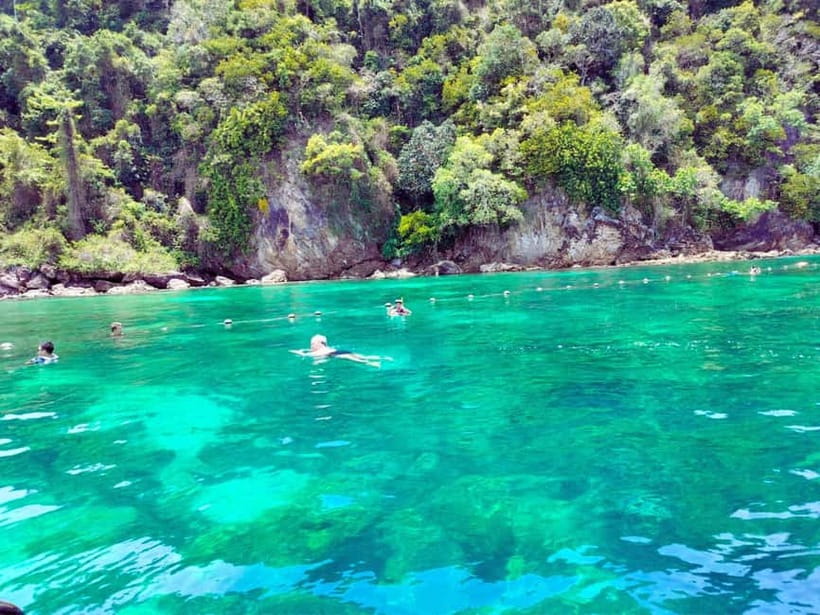 Ko Lanta: 4 Islands Snorkeling Tour by Longtail Boat - Ko Maa (Horse Island): More Snorkeling and a Chance to Reset