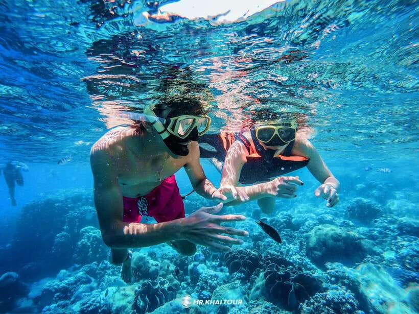 Koh Chang: 3 or 4 Islands Snorkel & Beach Tour by Big Boat - The 3 islands route: the highlights (and what to expect at each stop)