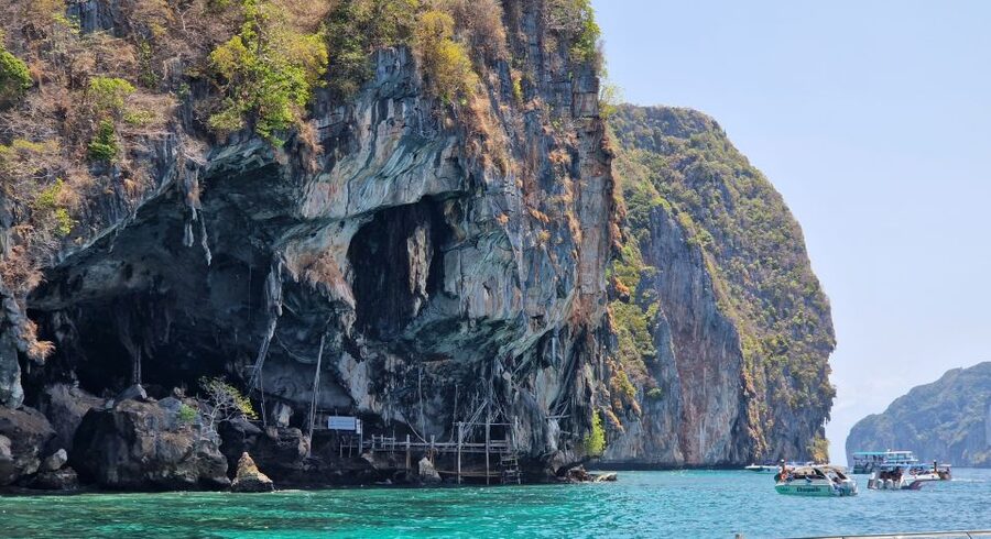 Koh Lanta: Phi Phi Islands Tour w/ Maya Bay, Snorkel & Lunch - Pileh Lagoon: A Photo Stop With Real Shape