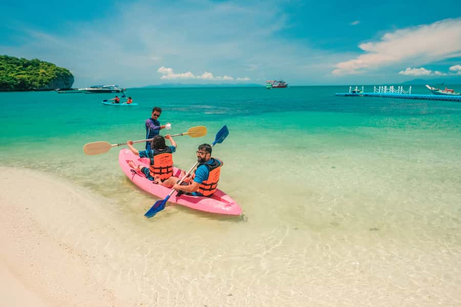 Koh Samui: Angthong Marine Park Snorkeling Tour by Speedboat - Boat comfort, choppy returns, and how to avoid a miserable day