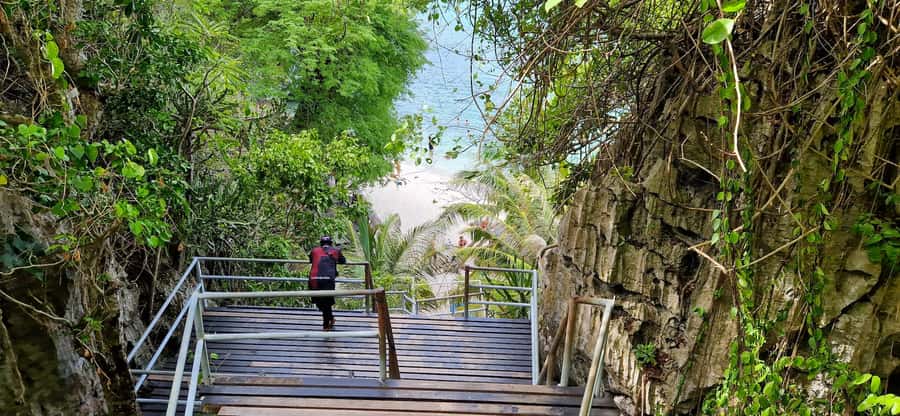Koh Samui: Day Tour to Ang Thong with Kayak, Snorkel & Lunch - Kayaking at Ko Wua Ta Lap: paced, coastal, and sometimes choppy