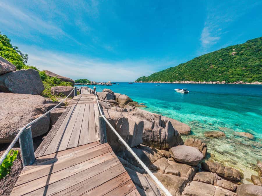 Koh Samui: Koh Tao and Nangyuan Snorkeling Tour with Lunch - The Speedboat Ride: Fast, Fun, and Sometimes Rough