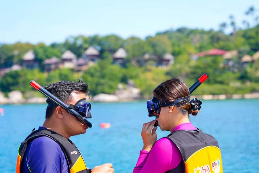 Koh Samui: Pig Island & Koh Tan Snorkeling by Speed boat - Guides and group vibe: why the crew makes a difference