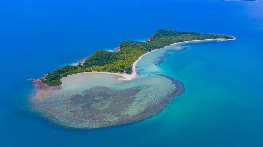 Koh Samui: Private Longtail Boat to Pig Island with Snorkel - Private longtail boat value for two: what you’re paying for