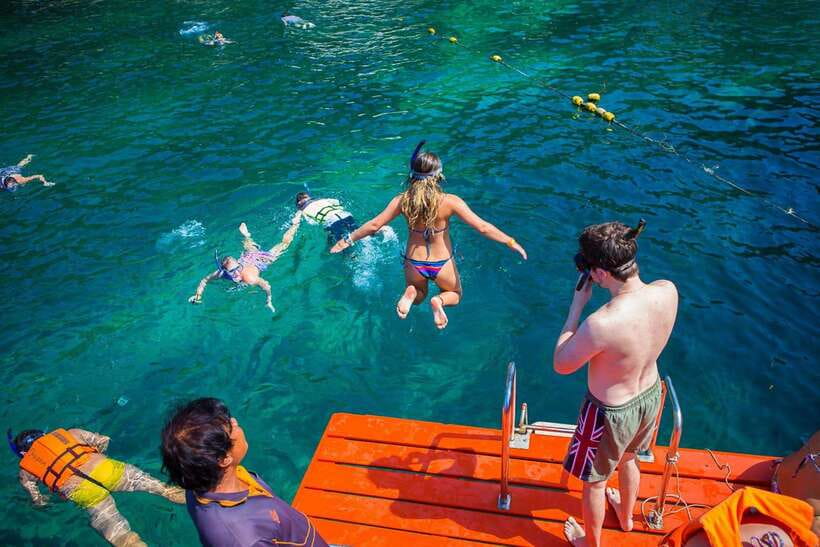 Koh Tao: Premium Snorkel Tour to Koh Nangyuan Bays by Oxygen - Safety briefing, getting oriented, and the 6-hour time plan