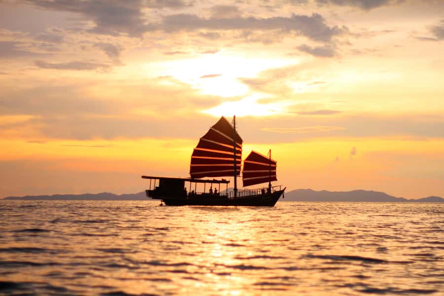 Krabi: 4-Island Sunset Snorkeling Tour & Bioluminescent Swim - Key things that make this tour worth your time