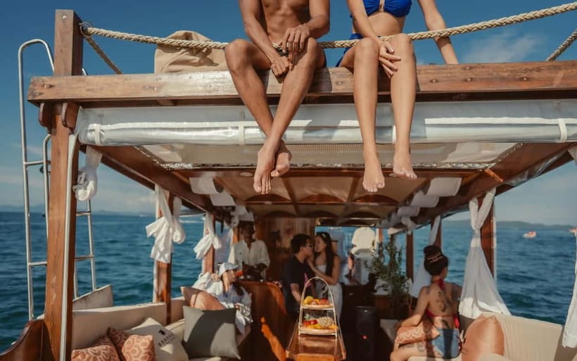 Krabi: 7 Island Tour by Luxury Longtail Boat with Snorkeling - Snorkeling Spot Near the Islands: Gear, Conditions, and Expectations