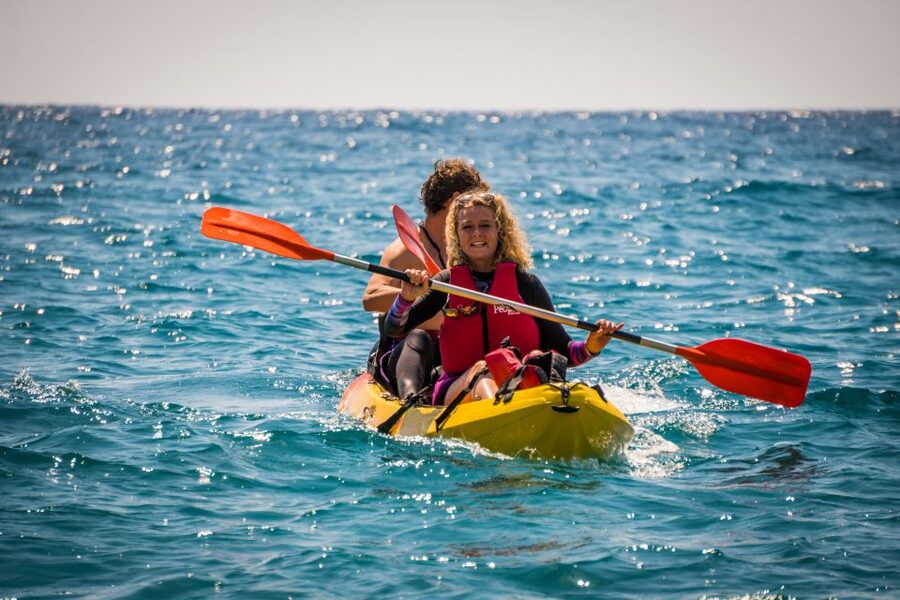 La Herradura: Cerro Gordo Natural Park Kayak & Snorkel Tour - Kayak and Snorkel in Cerro Gordo: the La Herradura setting that makes it worth it