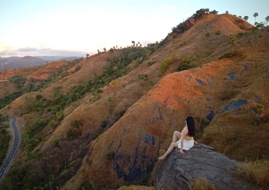 Labuan Bajo: Rangko Cave and Beach Snorkeling Half-Day Tour - Should you book the Labuan Bajo Rangko Cave and Boleng Beach half-day tour?