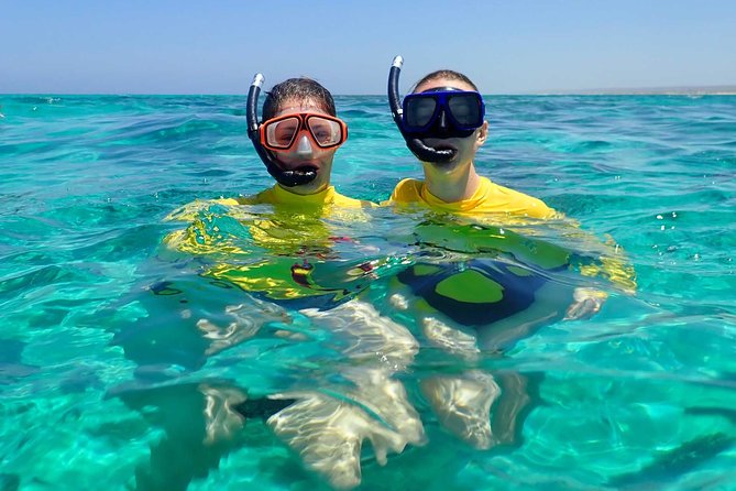Lagoon Explorer - Ningaloo Reef Full-Day Kayaking and Snorkeling Adventure - Snorkeling on your terms: from shore or from the kayak