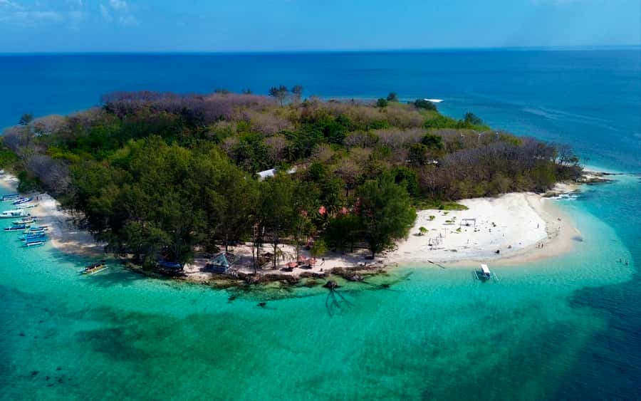 Lombok: Gili Nanggu, Sudak, & Gili Kedis Private Snorkeling - Realistic expectations: timing, crowds, and the boat-to-island ratio