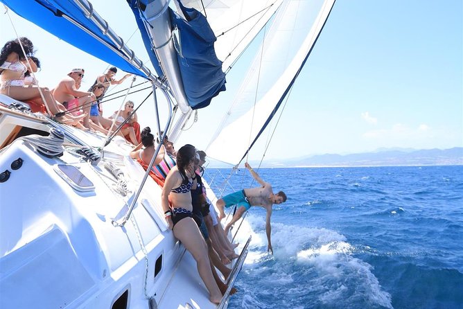 Los Cabos Luxury Sailing, Snorkel and Lunch Cruise - A luxe sail that still feels easy