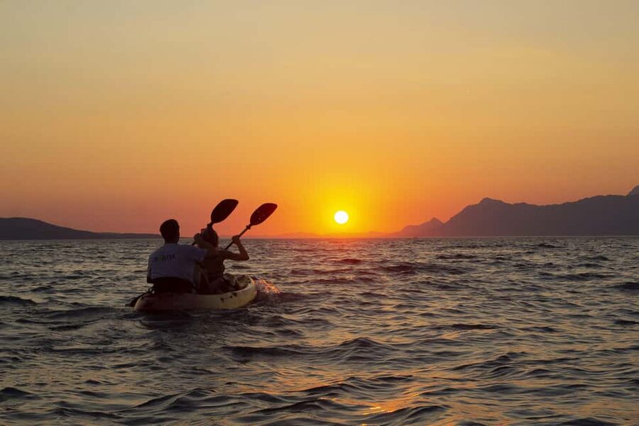 Makarska: Guided Sea Kayaking Tour with Snorkeling Stop - Meeting at Lavander: Simple Start, Real Time on the Water