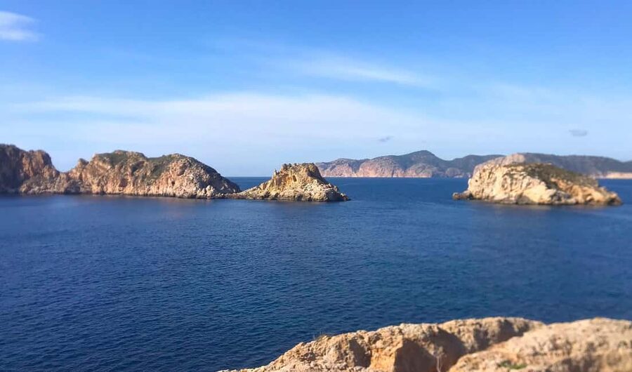Mallorca: 3.5-Hour Boat Trip with Swimming and Snorkeling - What to bring (and what not to bring) for a smooth swim day
