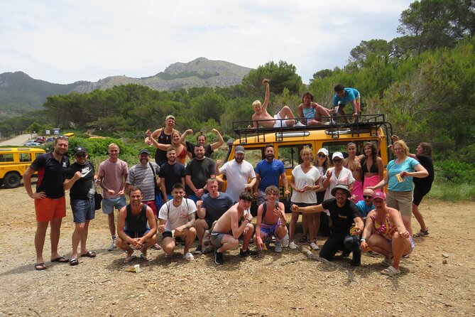 Mallorca: Kayaking, Sea Cave, Cliff Jumping & Snorkel Tour - Cliff jumping on the coast: optional thrills, guided confidence