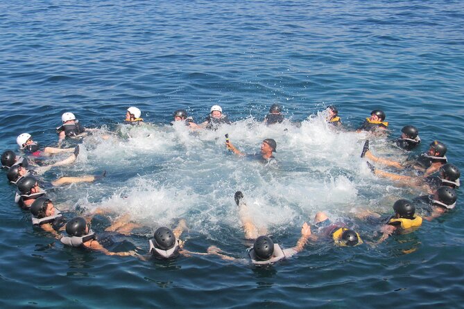 Mallorca: Kayaking, Sea Cave, Cliff Jumping & Snorkel Tour - Beach picnic + the included GoPro photos
