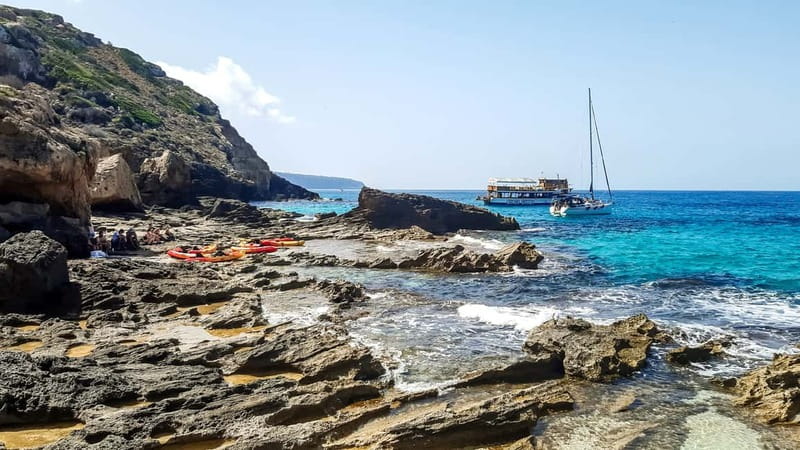 Mallorca: Sea Caves Kayaking Tour, Snorkeling & Snack - What to Wear and Bring for Real Comfort