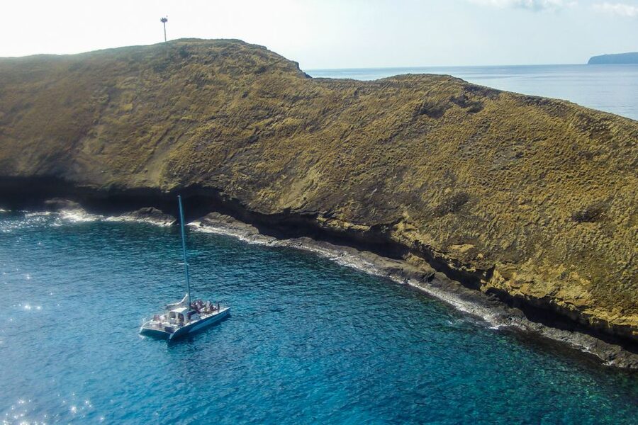 Maui: Molokini Snorkel and Performance Sail with Lunch - Lunch buffet on the return sail: more than sandwiches
