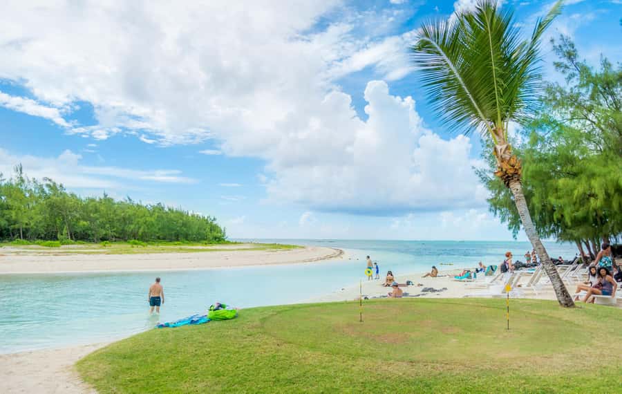 Mauritius: 5 East Coast Islands Tour with Snorkeling & Lunch - Grande River South East Waterfall: A Long River Meeting the Sea