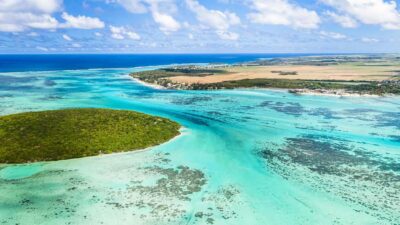 Mauritius: 5 East Coast Islands Tour with Snorkeling & Lunch - Ile aux Cerfs: Market Time Plus Beach Water Time