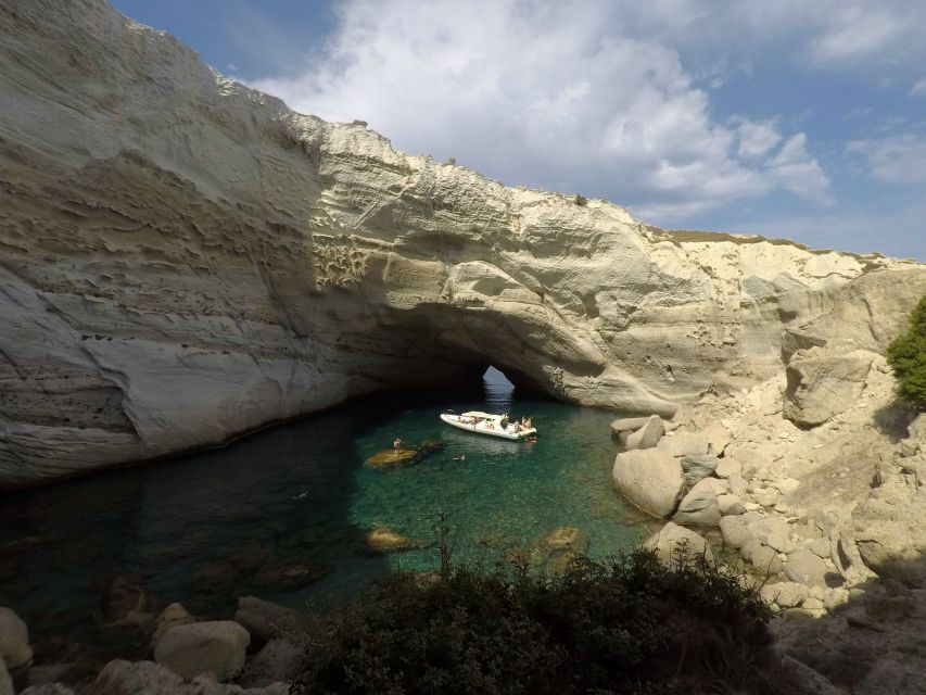 Milos: Half-Day Speedboat Cruise to Klefiko with Snorkeling - Who this Milos cruise fits best