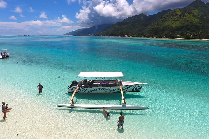 Moorea 6-Hour Snorkeling and Lunch Shared Tour - Mo’orea’s Lagoon, but With a Small-Boat Feel